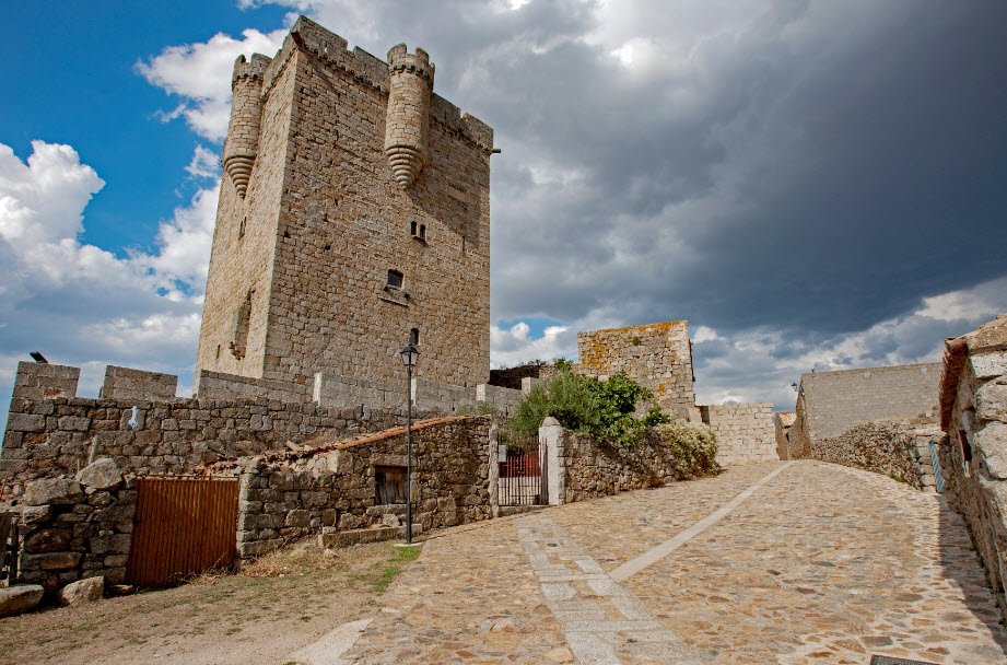 San Felices de los Gallegos' Castle, Spain
